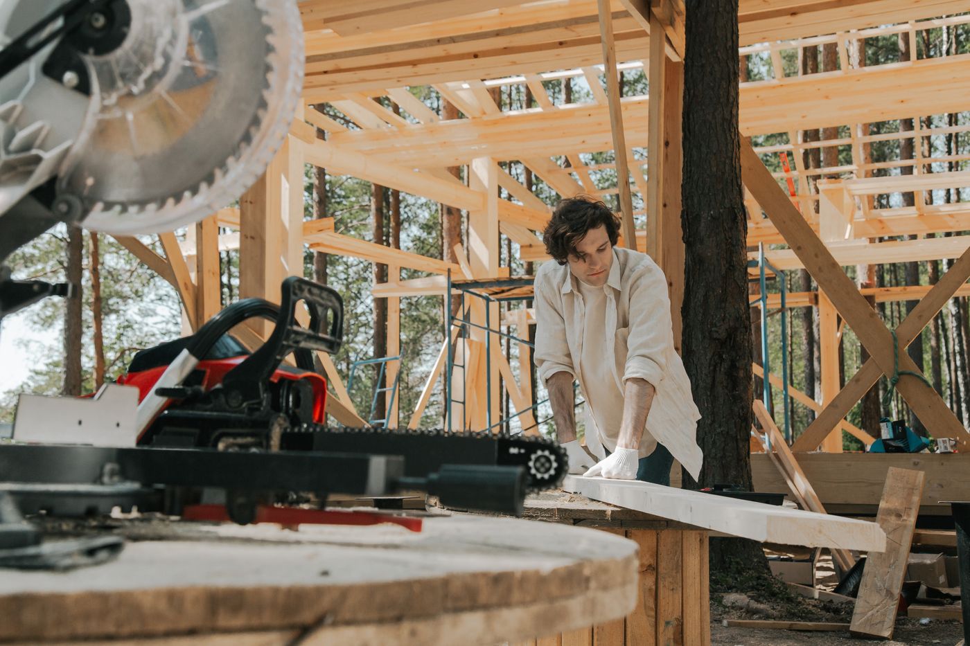 What Can a Carpenter or Joiner Help With in Southport?